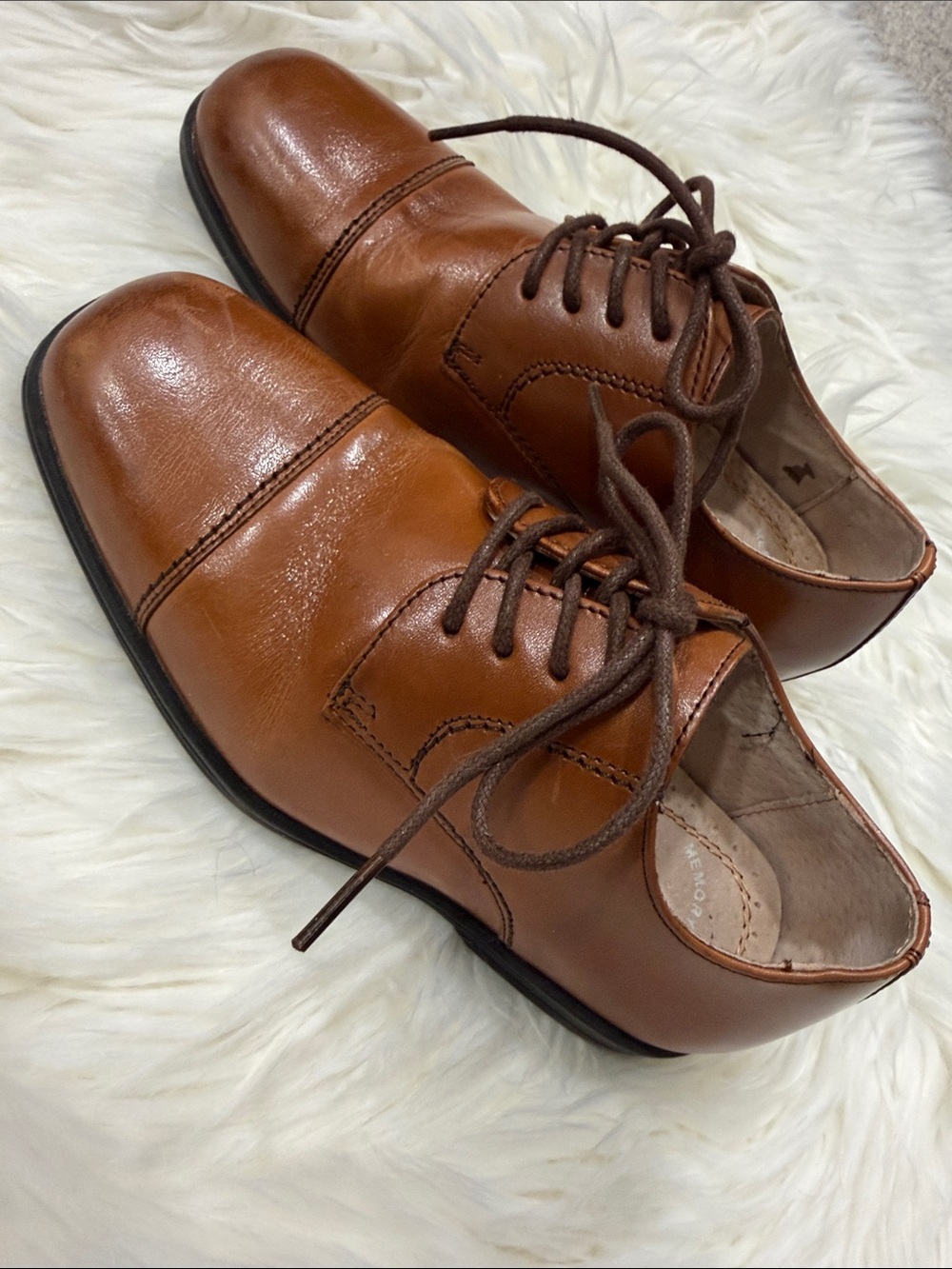 Florsheim Cognac Brown Leather Lace-Up Oxfords